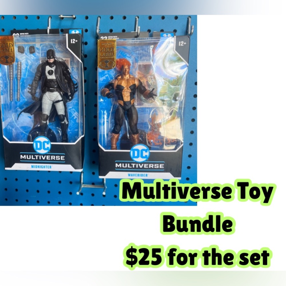 Multiverse action figure toy bundle - Midnighter and Waverider
